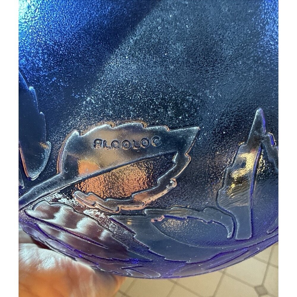 Arcoroc France Blue Glass Floral Scalloped Serving Salad Bowl Cobalt - Picture 10 of 14